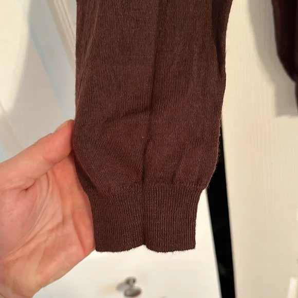 Maroon Zara turtleneck sweater in Size L - Picture 3 of 4